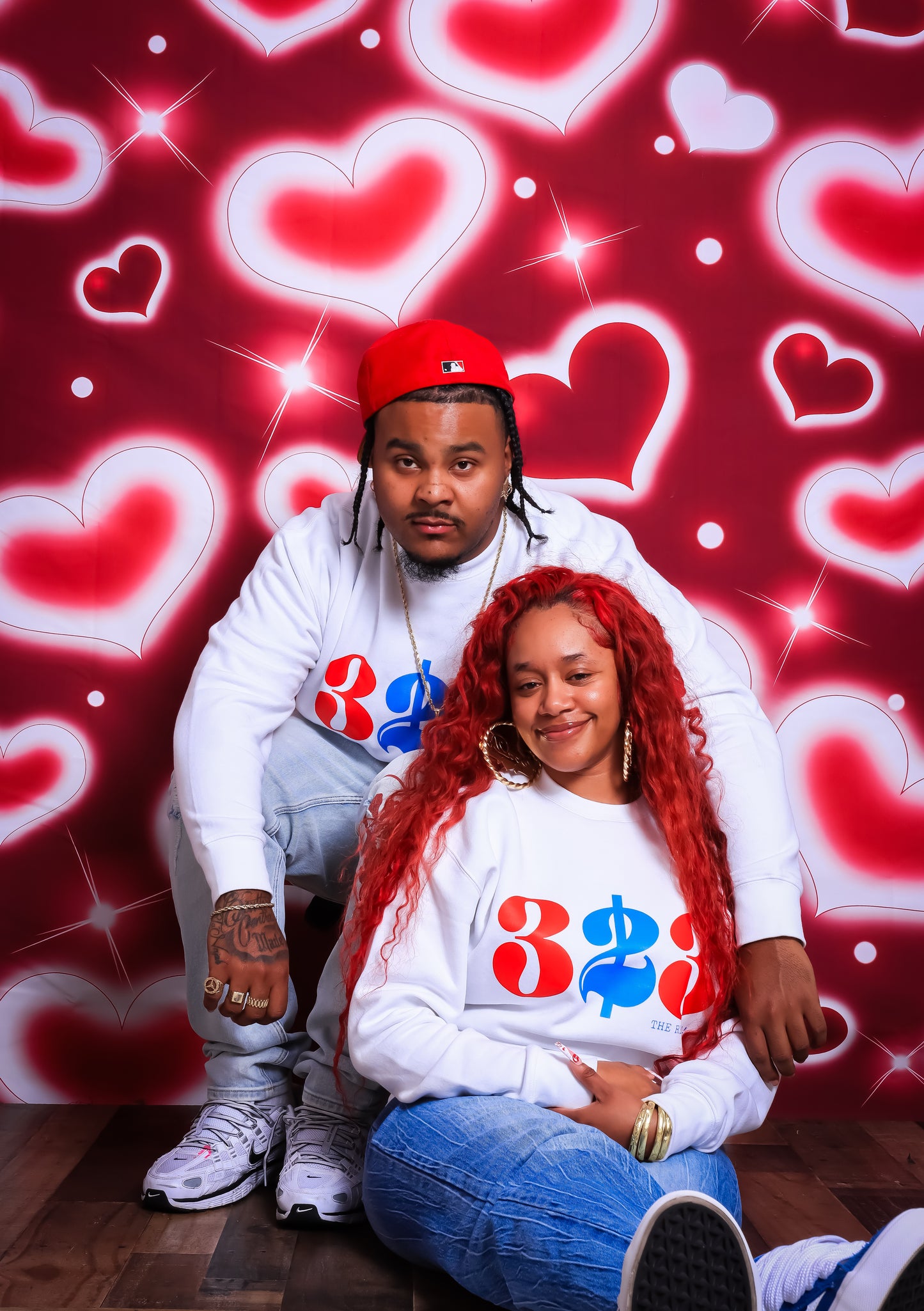 323 LOVE CREWNECK